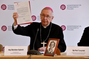 arcybiskup gądecki